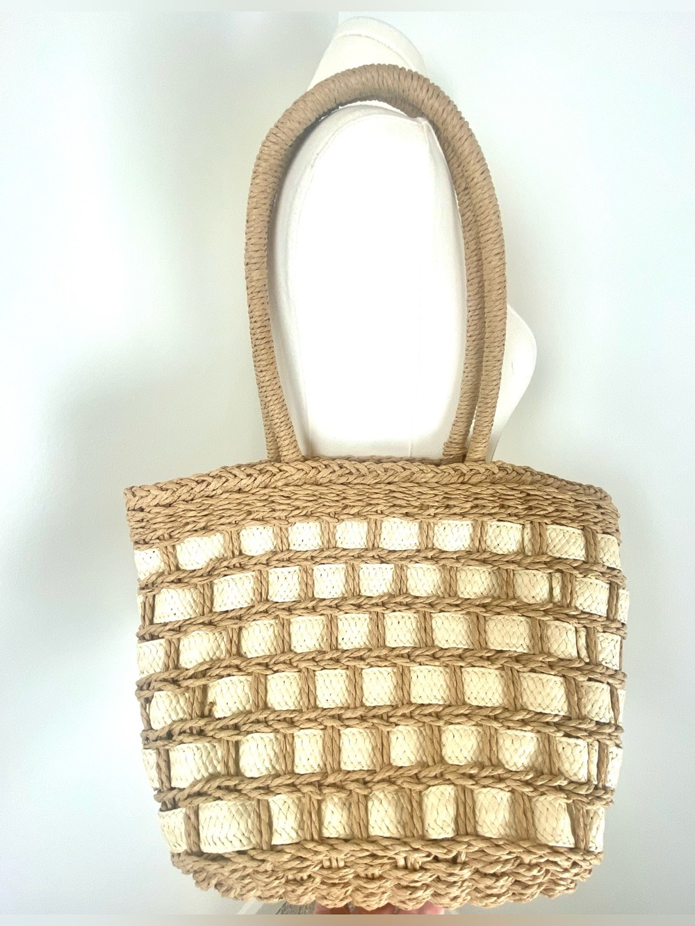 Summer Tote Natural Beige Woven Bag Fully Lined Beach Vacation Shoulder Bag - Picture 3 of 8